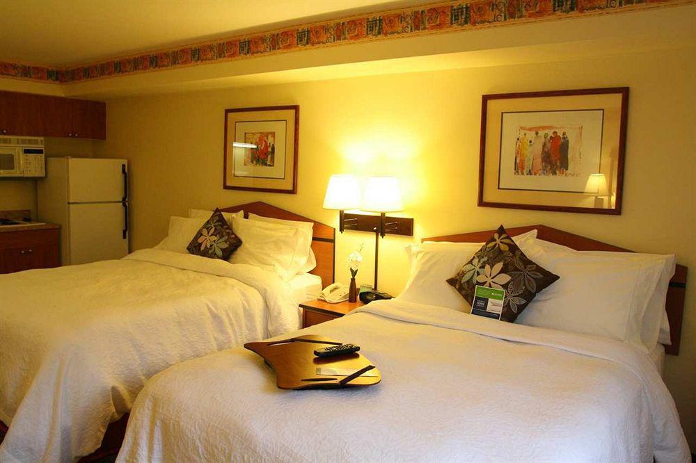 Hampton Inn & Suites Seattle North/Lynnwood Habitación foto