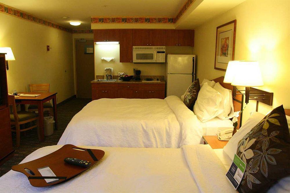 Hampton Inn & Suites Seattle North/Lynnwood Habitación foto
